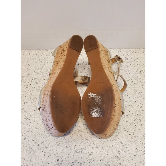 Nine West Gold cork heel Sandals women's shoes size 7.5 - Picture 8 of 8